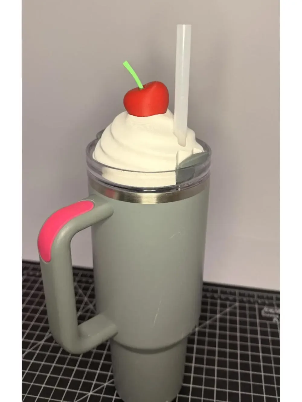 3D Printed Sundae Topper for 40 Oz Stanley - Picture 2 of 5